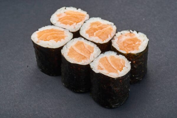 SAKE MAKI ŁOSOŚ (6 szt.)