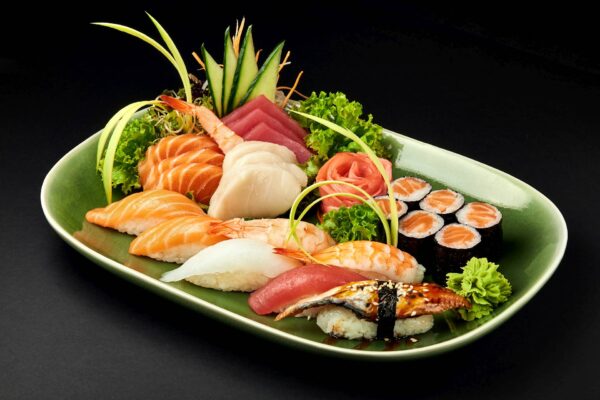 SUSHI SASHIMI SET HARIMA (22 szt.)